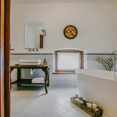 Castello Di Locanda 3*