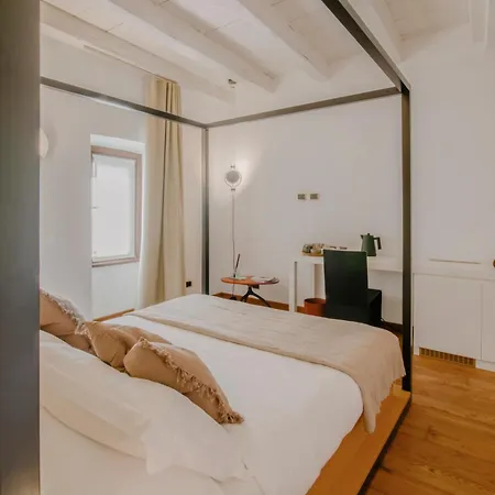 Castello Di 3*